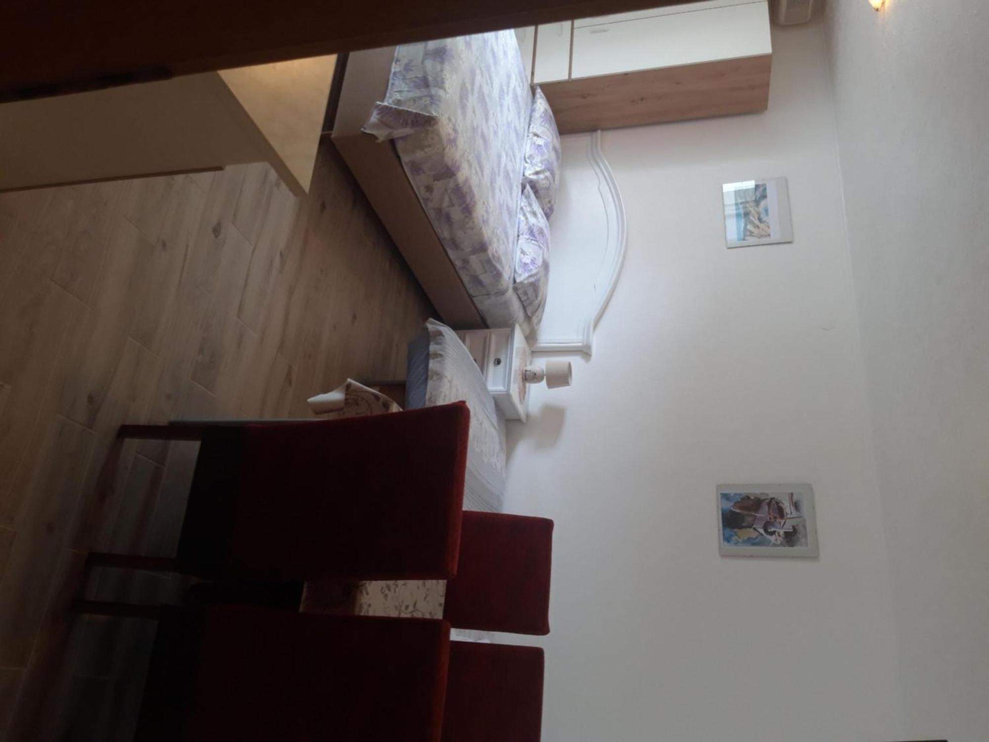Rooms Nikola Tucepi Bagian luar foto