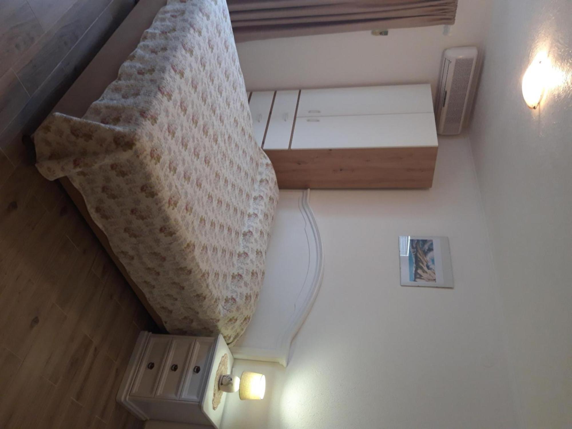 Rooms Nikola Tucepi Bagian luar foto